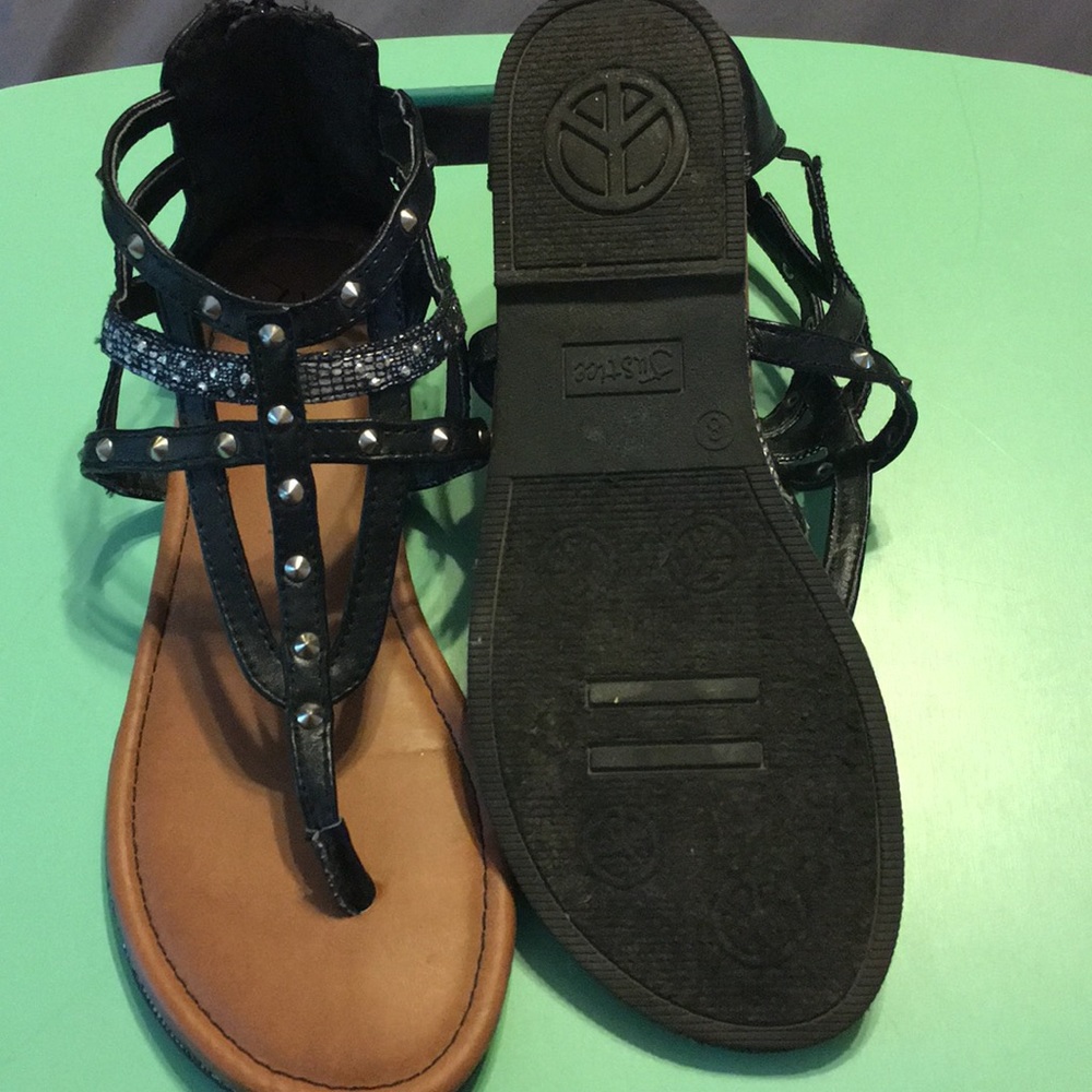 Justice sandals